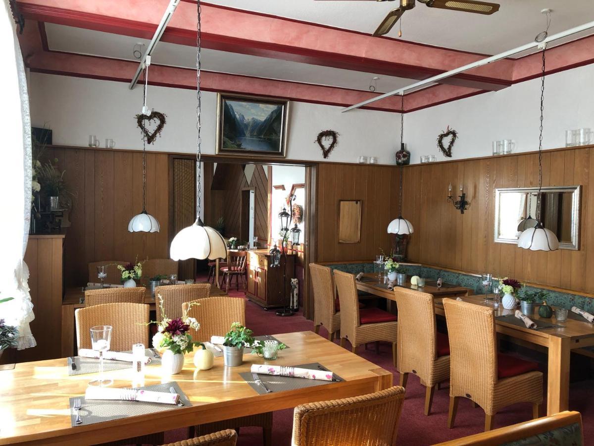 Hotel-Restaurant Wilhelmsbad Seesen Bagian luar foto