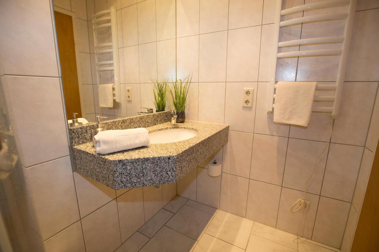 Hotel-Restaurant Wilhelmsbad Seesen Bagian luar foto